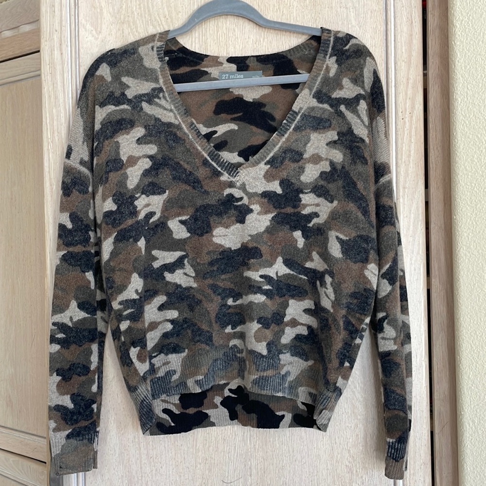 27 Miles Malibu Camo V-Neck Cashmere Sweater